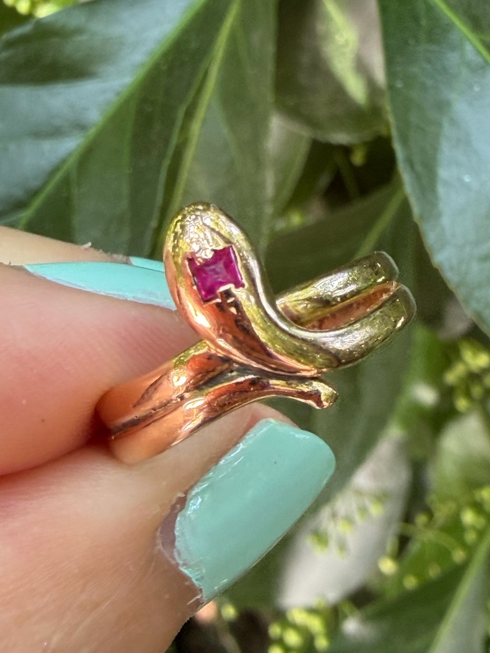 ANTIQUE 18K ROSY HUE YELLOW GOLD SNAKE SERPENT RING W/ RUBY STONE UNIQUE STAMPED